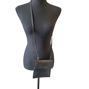 Leaders In Leather Embossed Leather Crossbody Bag Festival Concert 6x6 – Medium